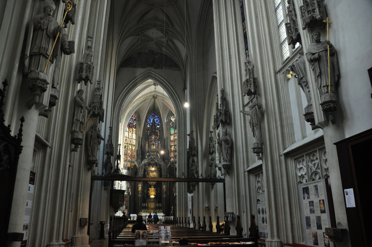 |Gotischer Innenraum von Maria am Gestade (14. Jhdt.)